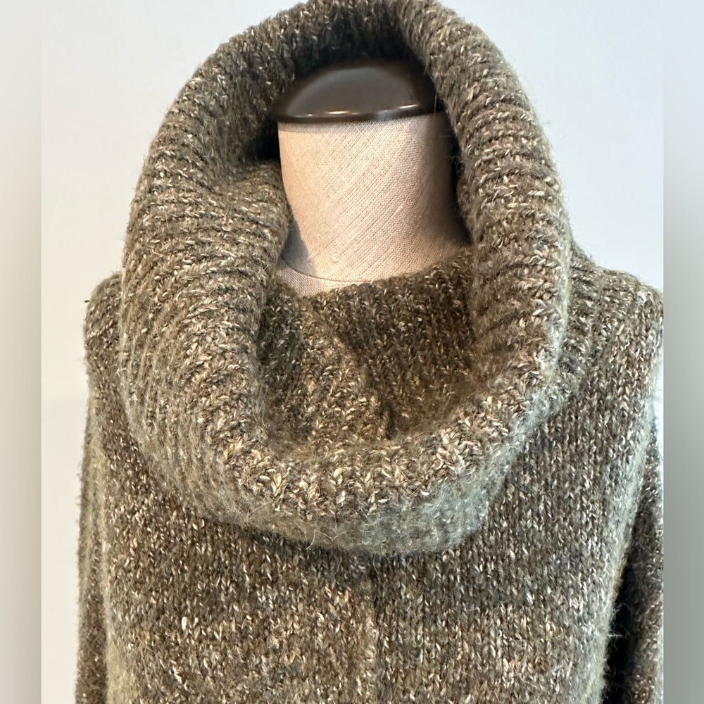 Ruby Moon Chunky & Soft Olive Knit Turtle Neck. S… - image 3